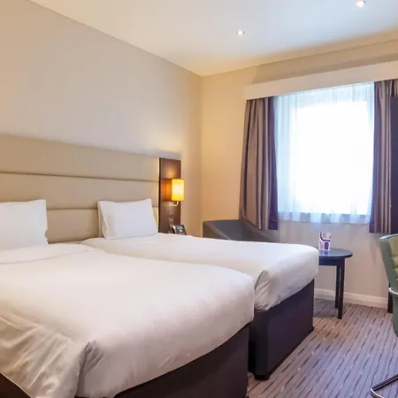 Premier Inn Doha Airport-3