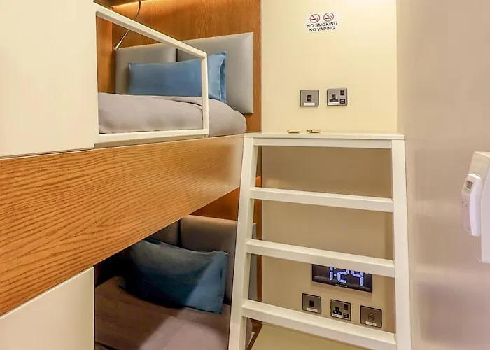 Sleep 'N Fly Sleep Lounge, South Node - Transit OnlyAirport Hotel